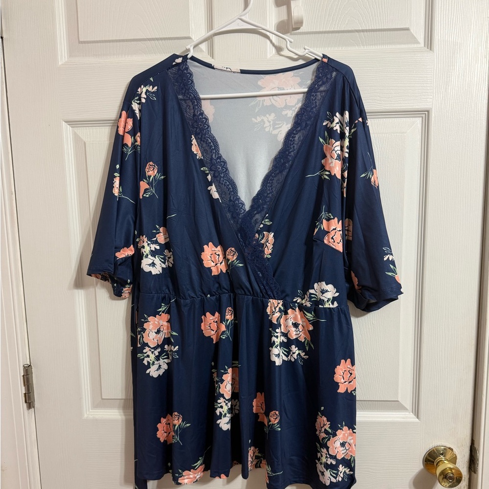 SHEIN curve 4x top